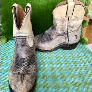 FRYE Billy Short Stone washed Boot size7.5